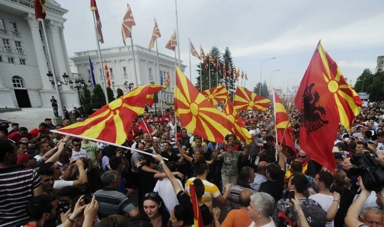«Σκάνε» εξελίξεις στα Σκόπια: Τι αποφάσισαν Ζάεφ-Αλβανοί για το Τέτοβο – Έρχονται τα πάνω-κάτω στα Βαλκάνια